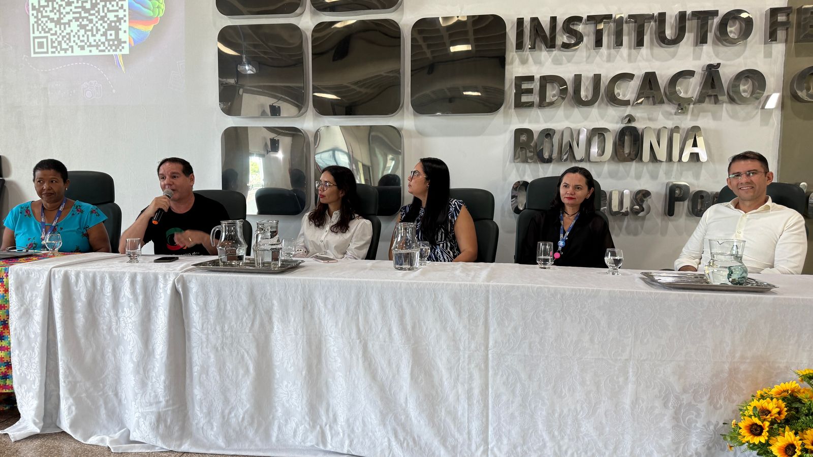 Vereador Pedro Geovar participa de encontro com autistas no IFRO